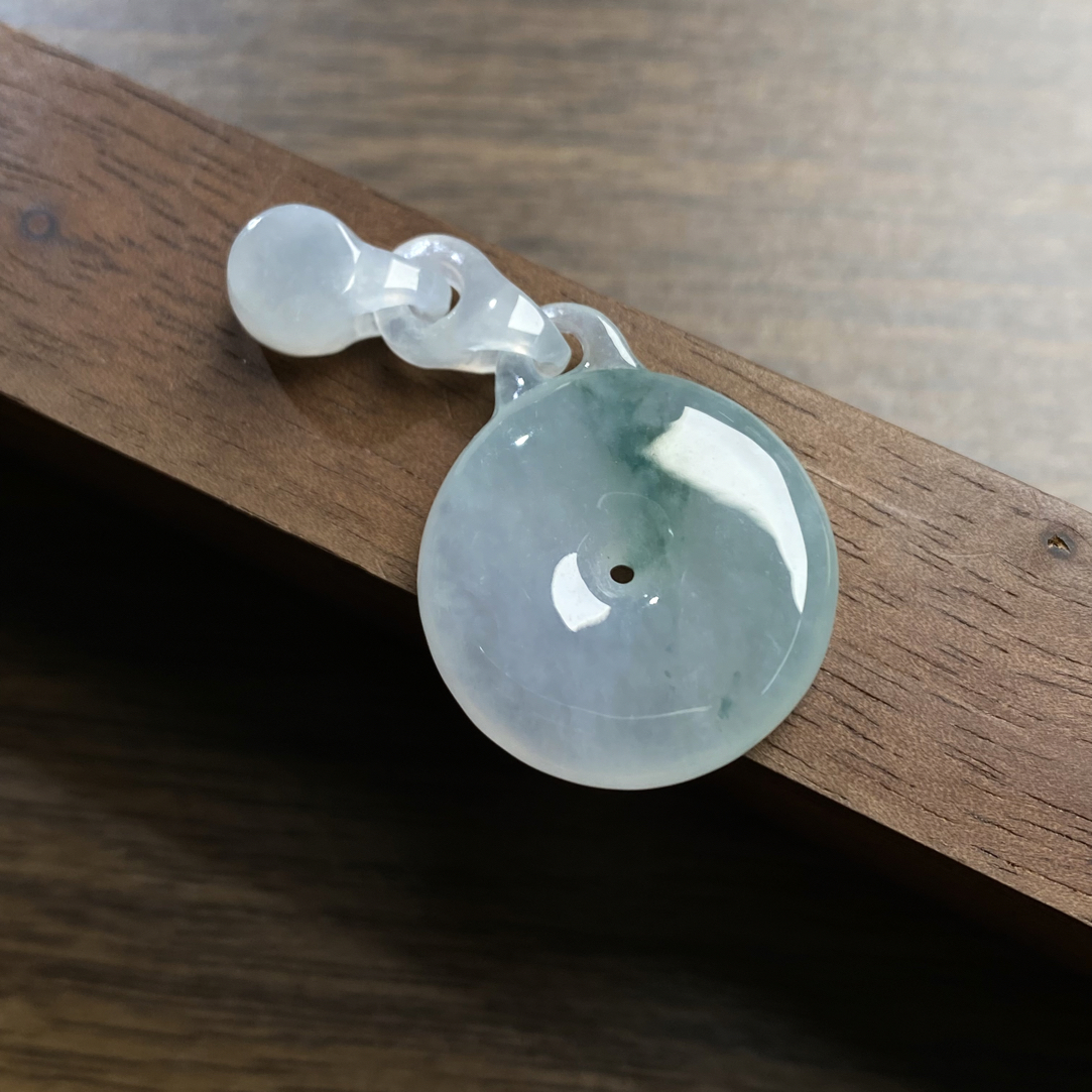 天然缅甸A货翡翠平安扣糯冰拉链雕刻飘花扣子吊坠尺寸：20.7-5.6