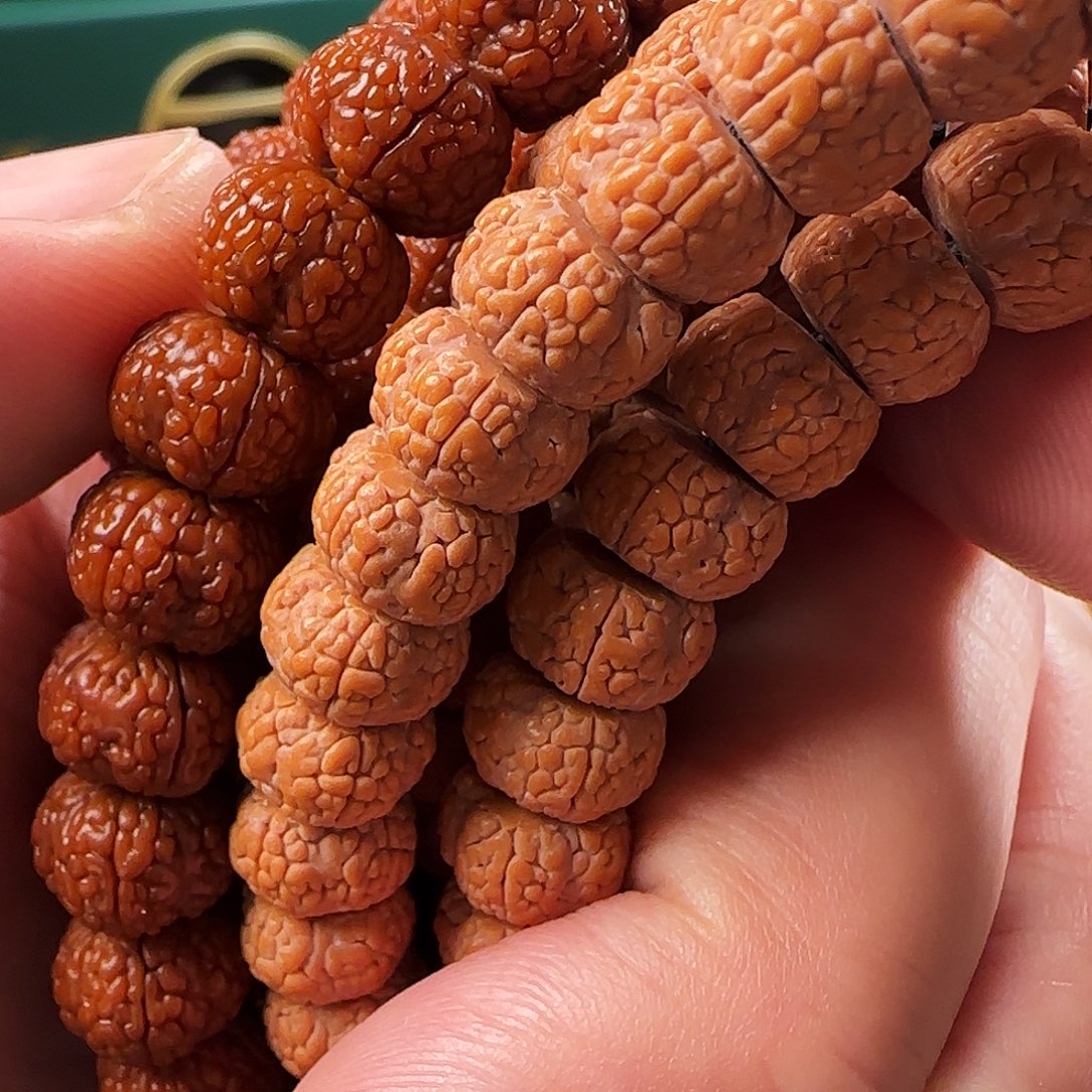 柏香籽/百香籽吊坠Sss龙鳞108