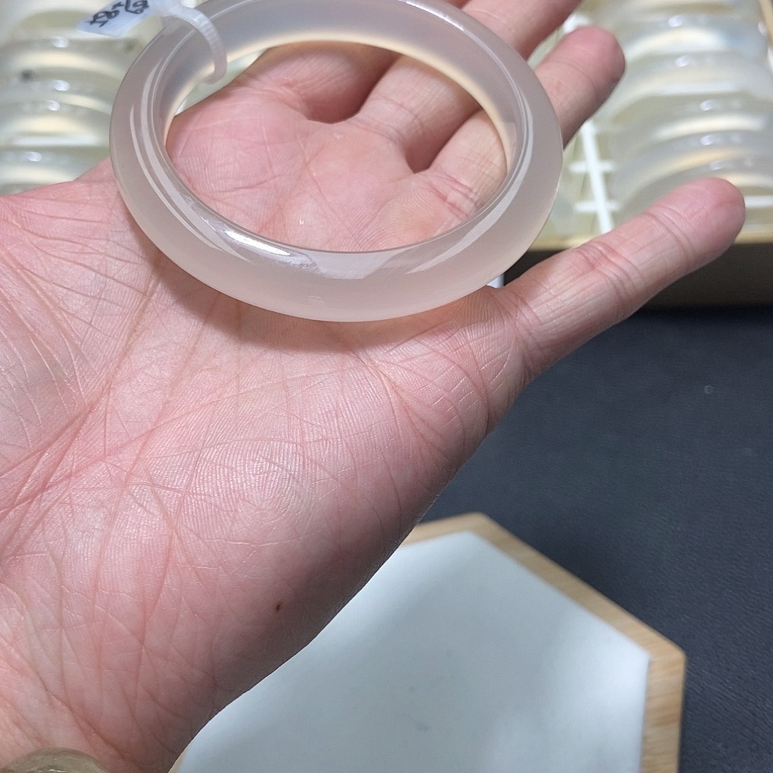 玛瑙/玉髓手镯未镶嵌003