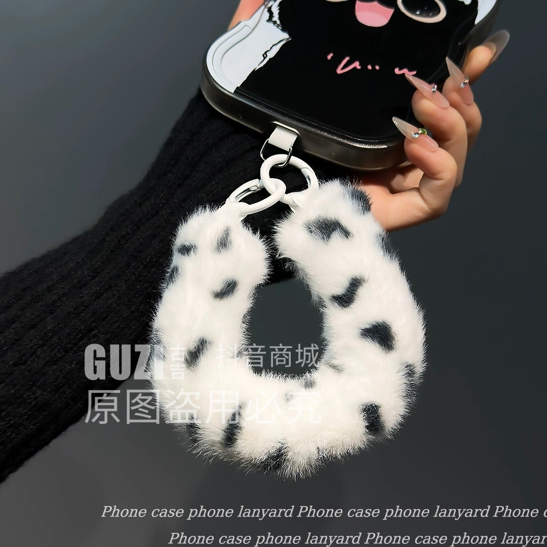 新款毛绒豹纹手机挂绳软噗噗手提挂饰个性小众创意手机链挂件女款