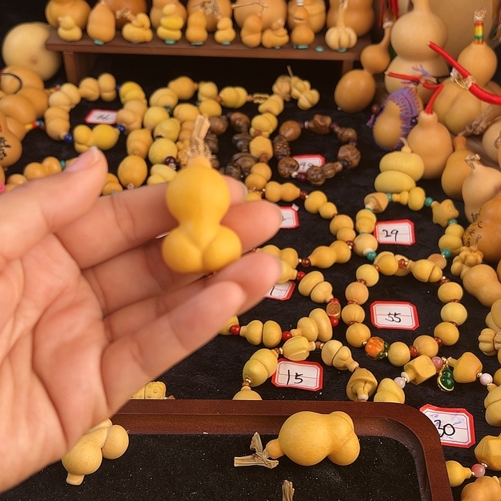 我***然葫芦小金蝉一颗葫芦