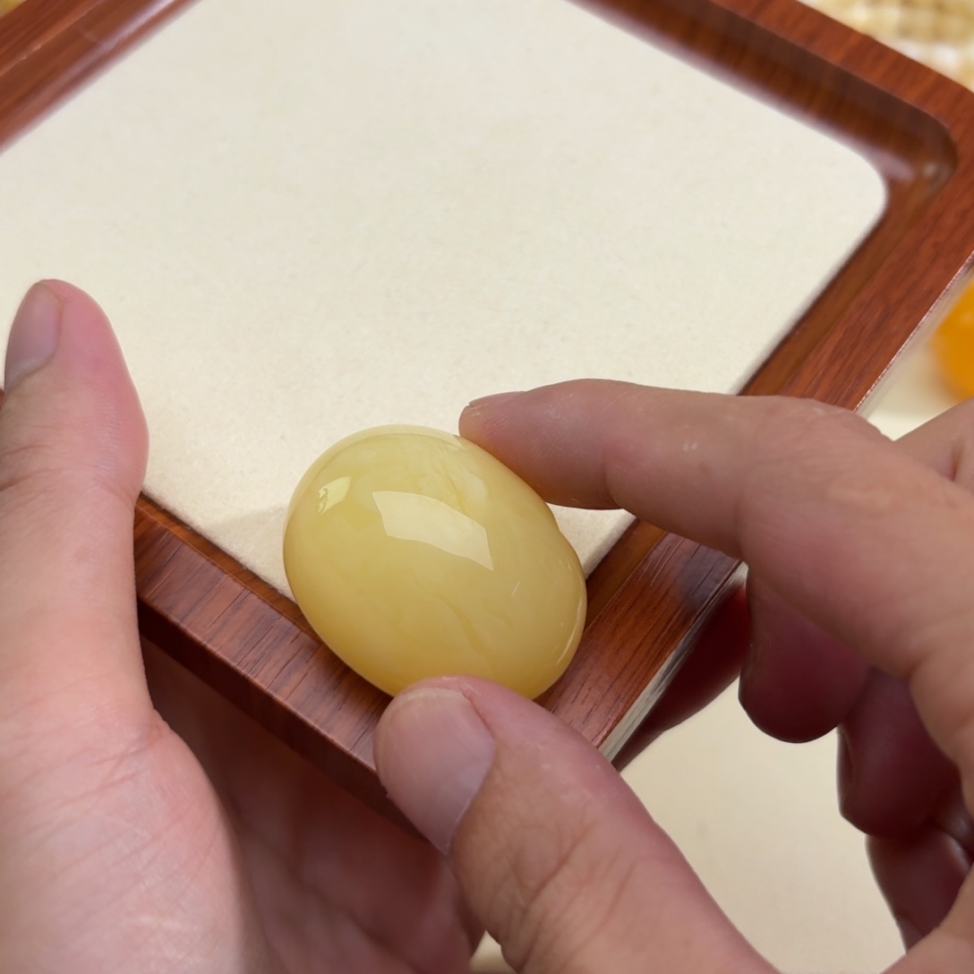 未镶嵌琥珀裸石琥珀蜜蜡390