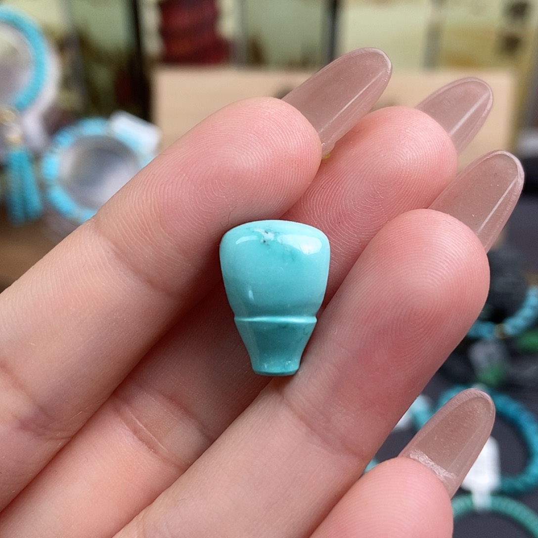 绿松石雕刻未镶嵌