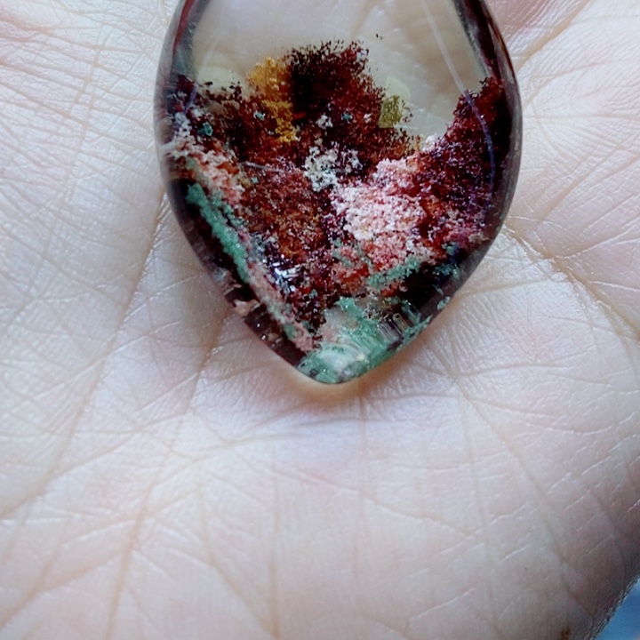 水晶颈饰未镶嵌扶*水晶