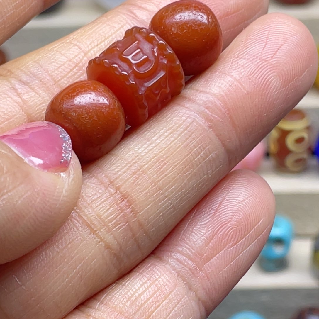 合金颈饰玛瑙/玉髓长**师