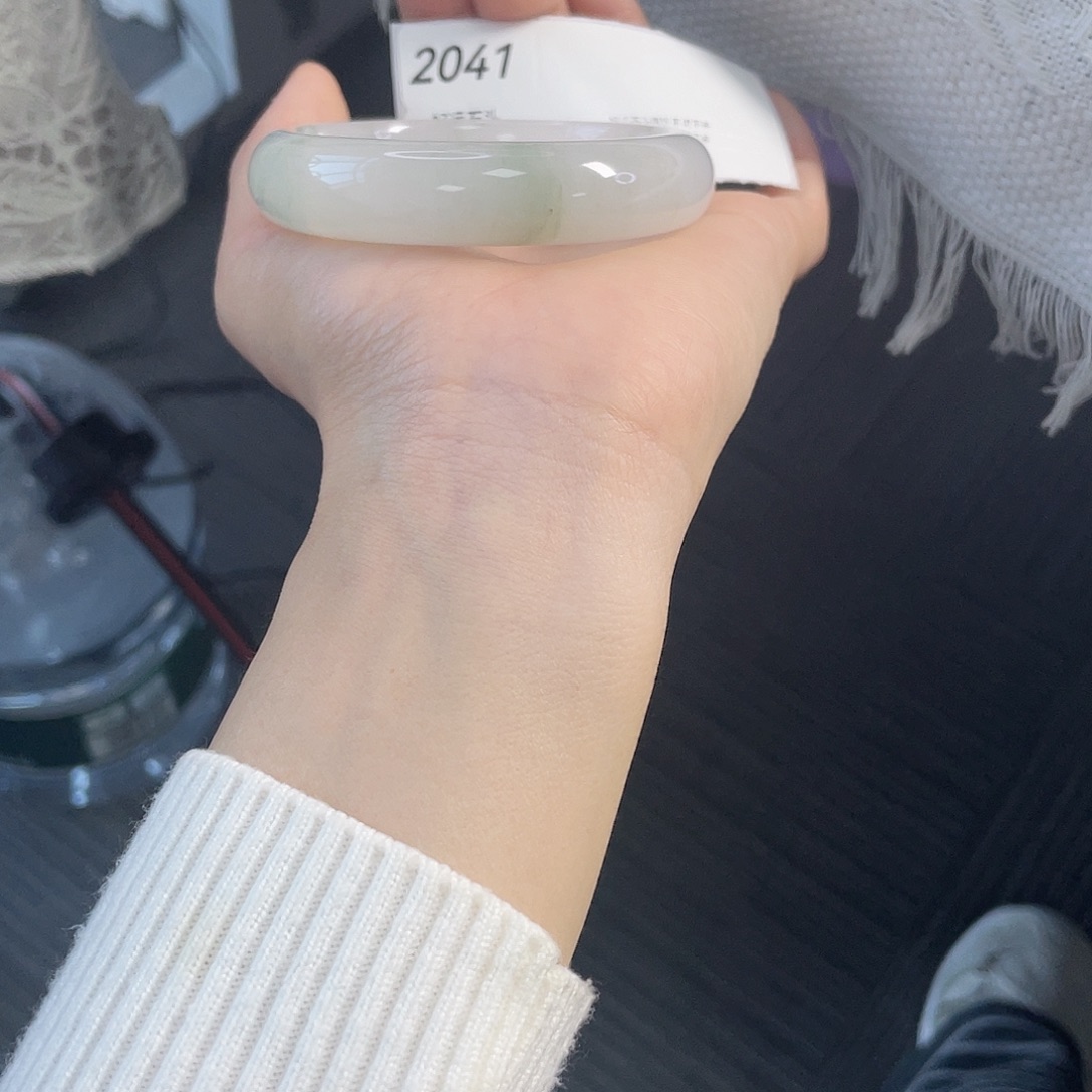 石英质玉未镶嵌手镯2041