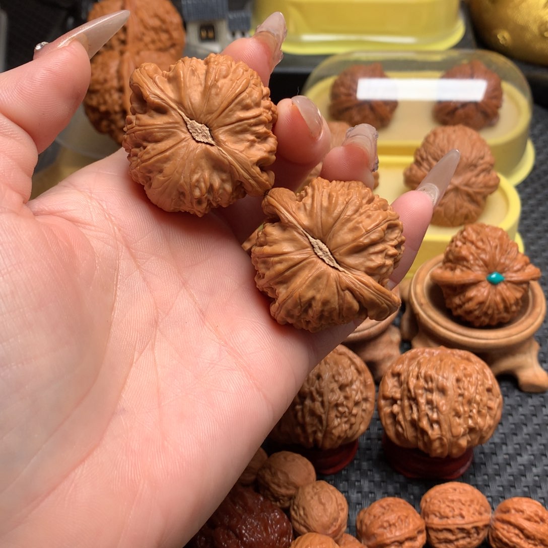 文玩核桃把件Z****g40球白