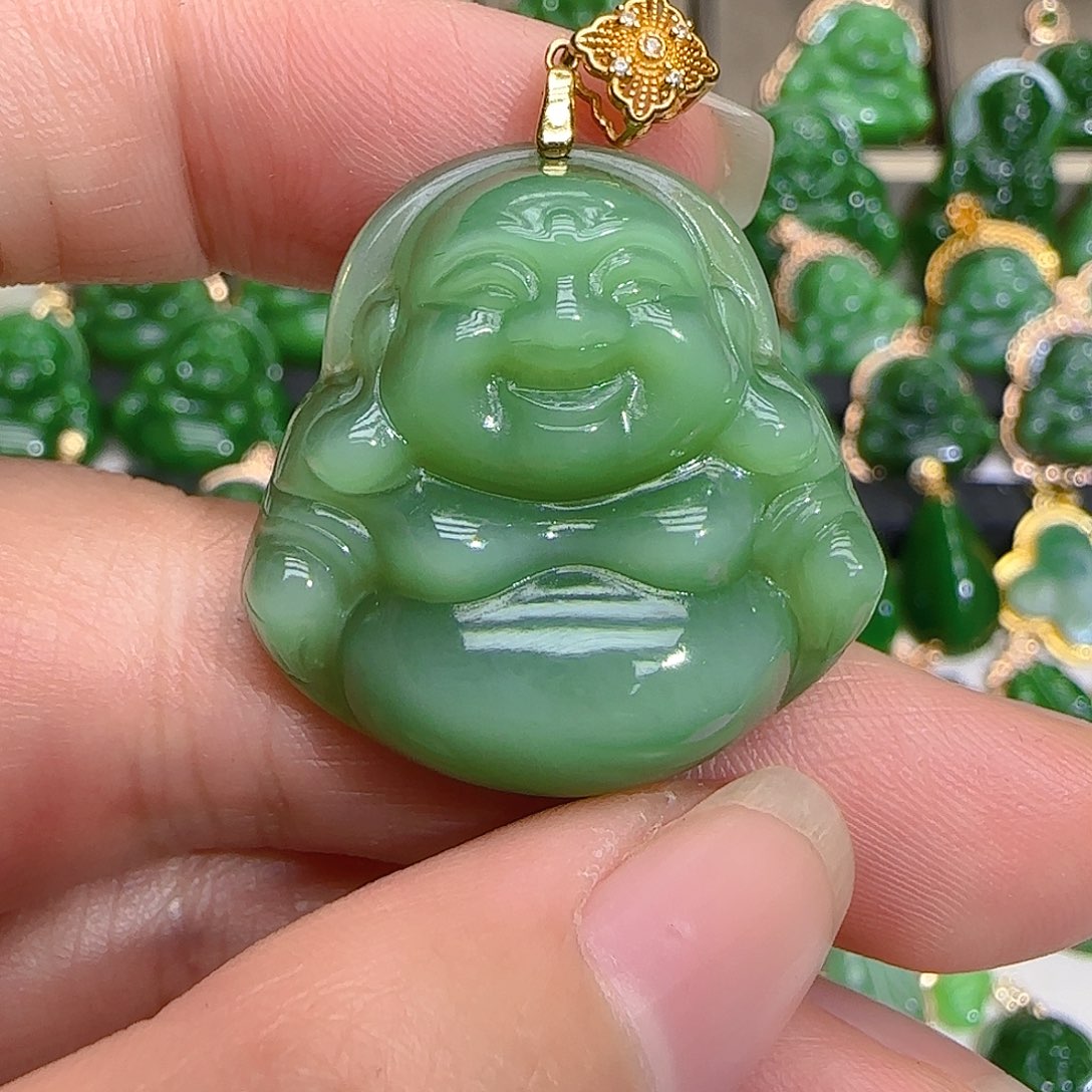 和田玉（碧玉）吊坠(不含链)18K金镶嵌