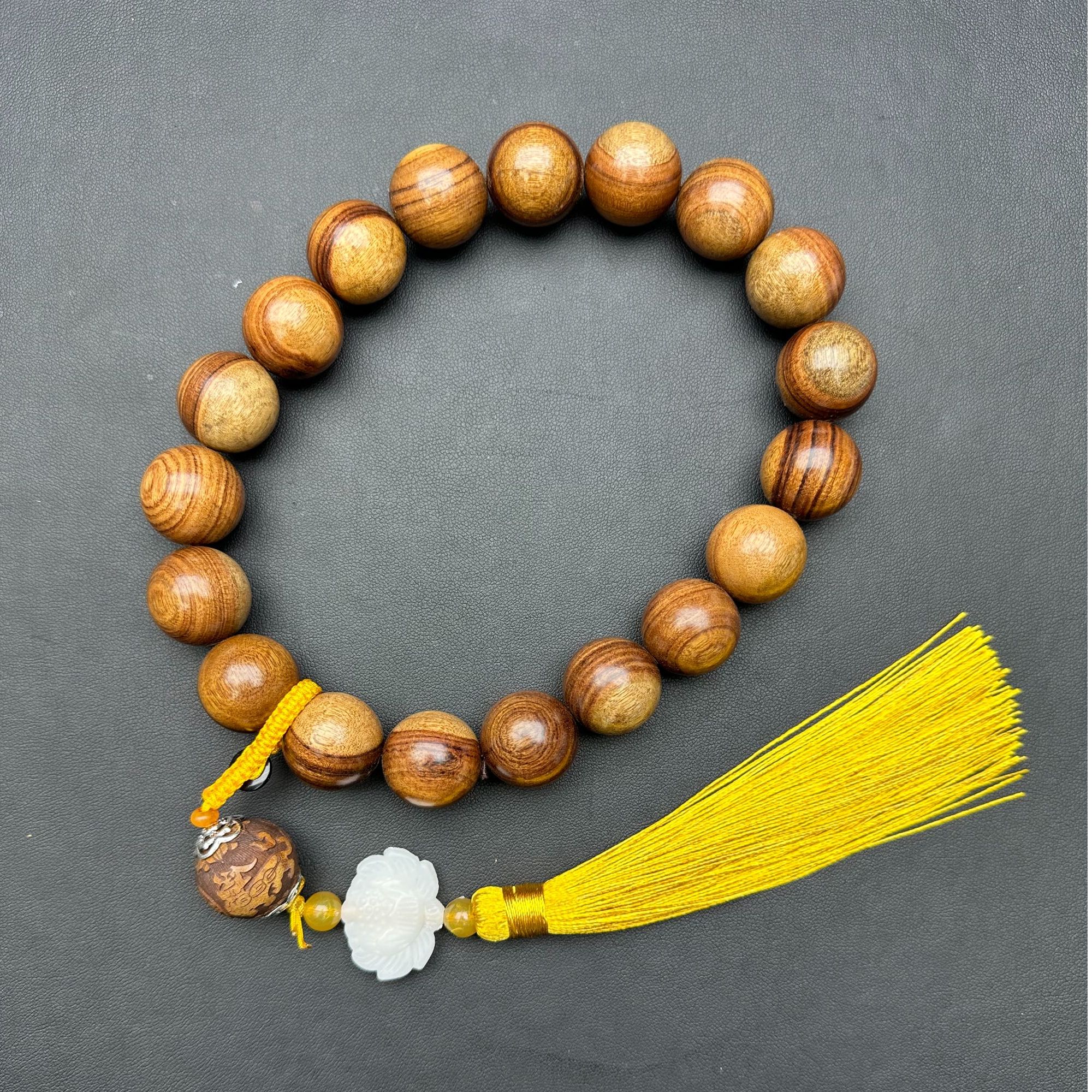 A748木制圆珠手串