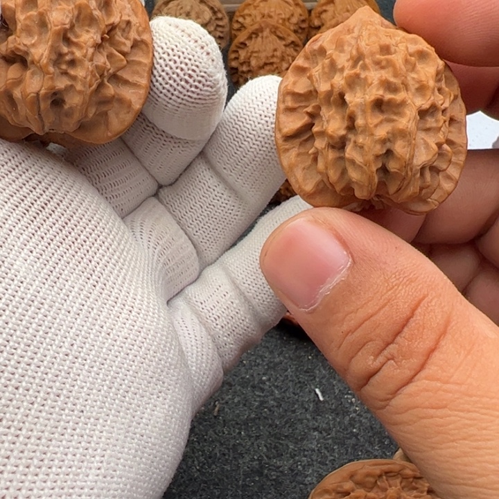 吊坠文玩核桃野生原树红马蹄120