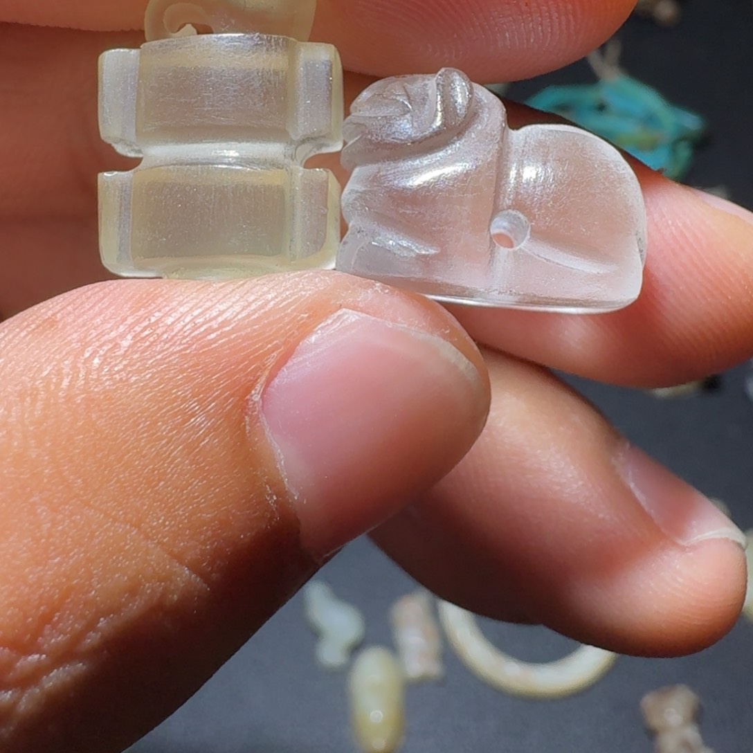 松***贝和田玉（糖玉）未镶嵌挂件