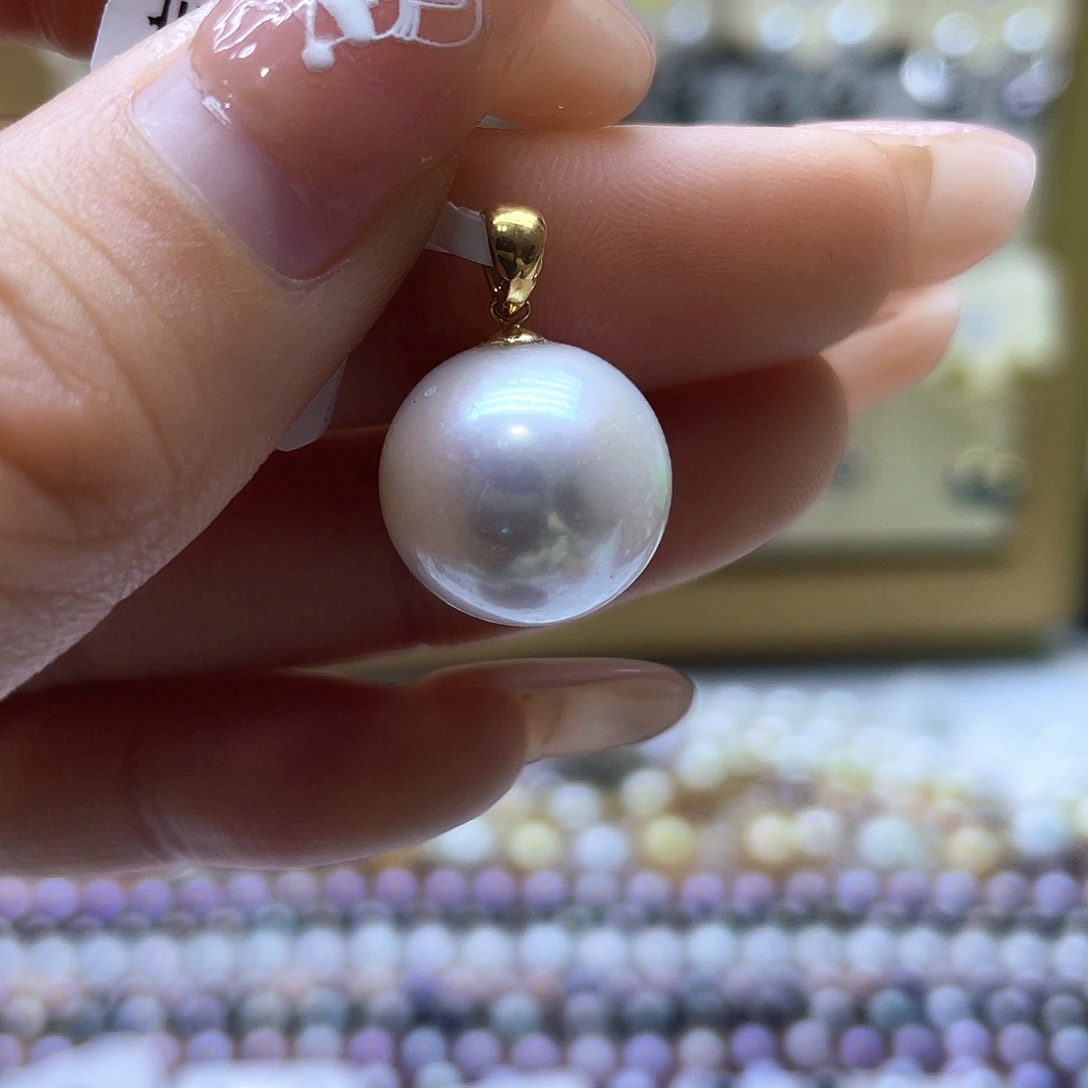 淡水珍珠颈饰18K金镶嵌