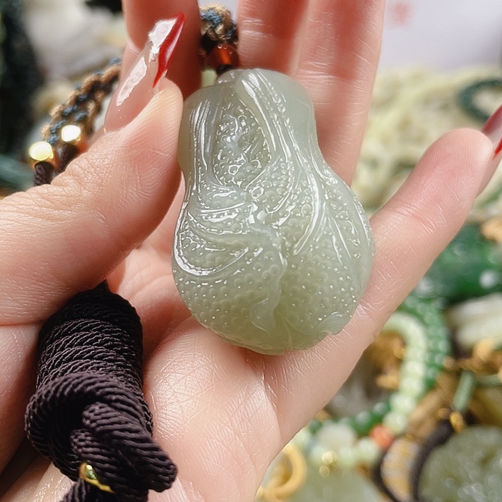 未镶嵌和田玉挂件