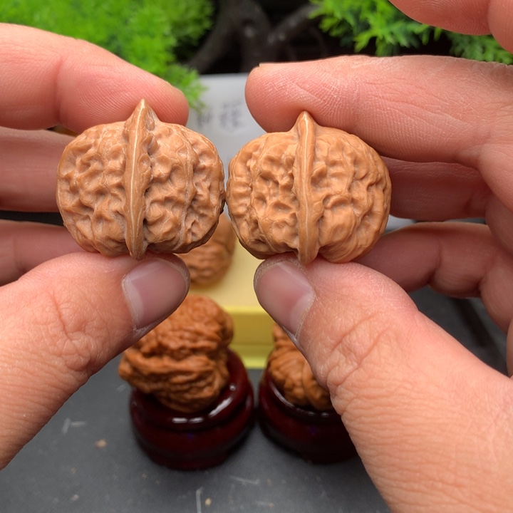 吊坠文玩核桃32门头沟元宝