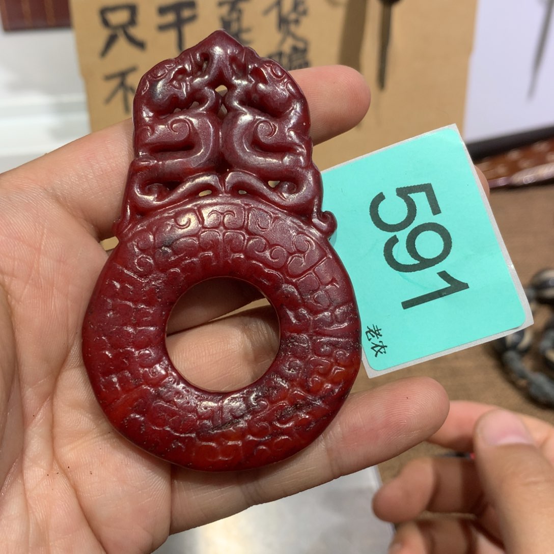 和田玉（糖玉）未镶嵌颈饰