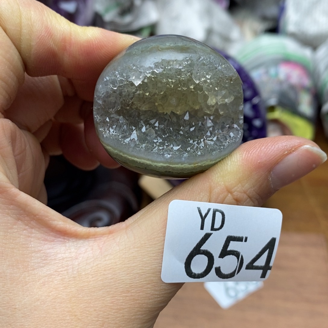 水晶大型摆件（非配饰）未镶嵌