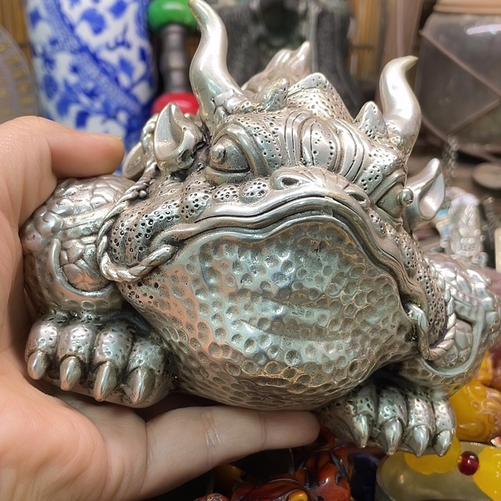 啊***妹铜器艺术品鉴定中心