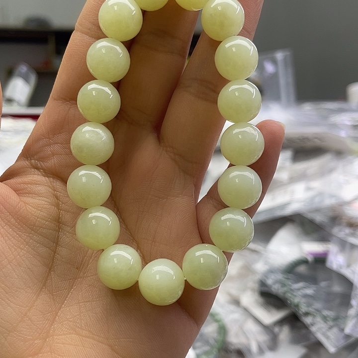 和田玉未镶嵌手串