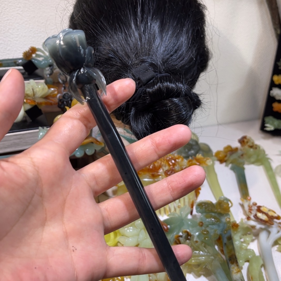 蛇纹石玉发簪合金