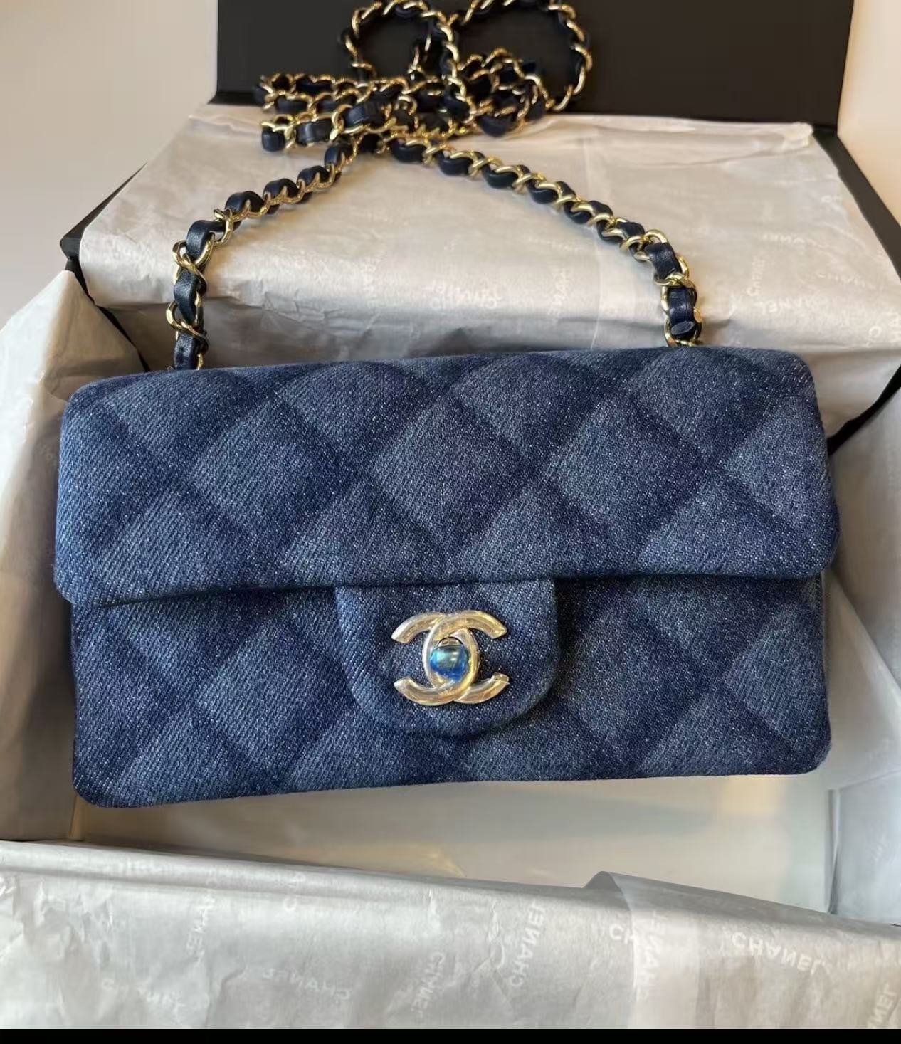 99新 Chanel/香奈儿 多多奢品/香奈儿中号单宁牛仔CF斜挎包/99新