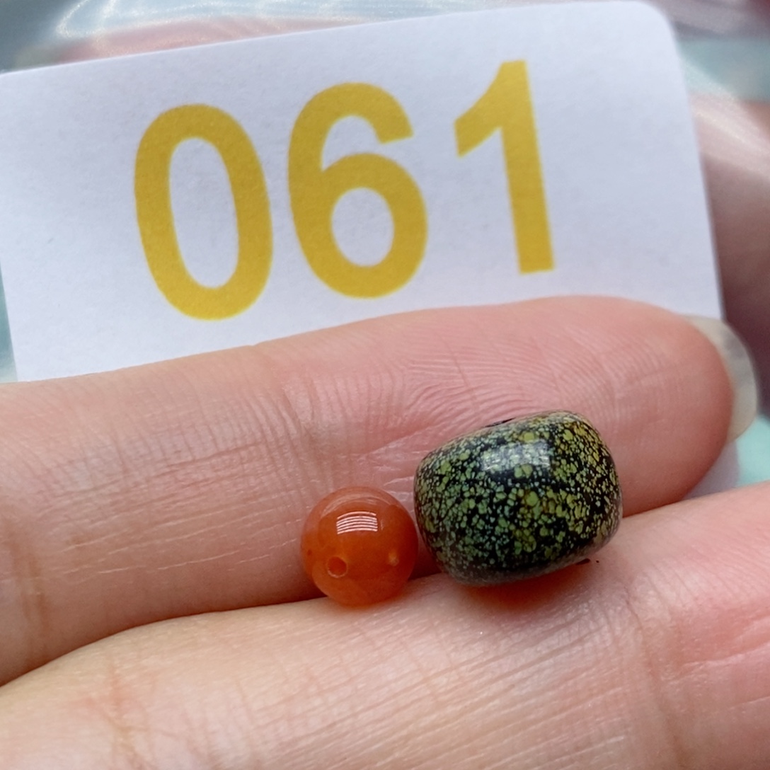 南红玛瑙未镶嵌珠宝奇石