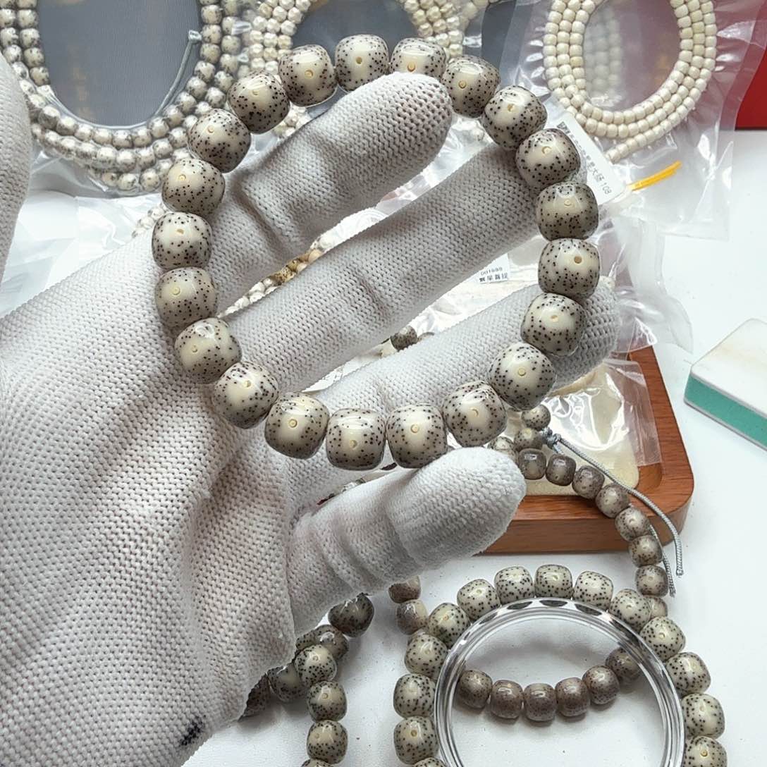 星月菩提吊坠义**天7糯冰大眼睛11左右单圈