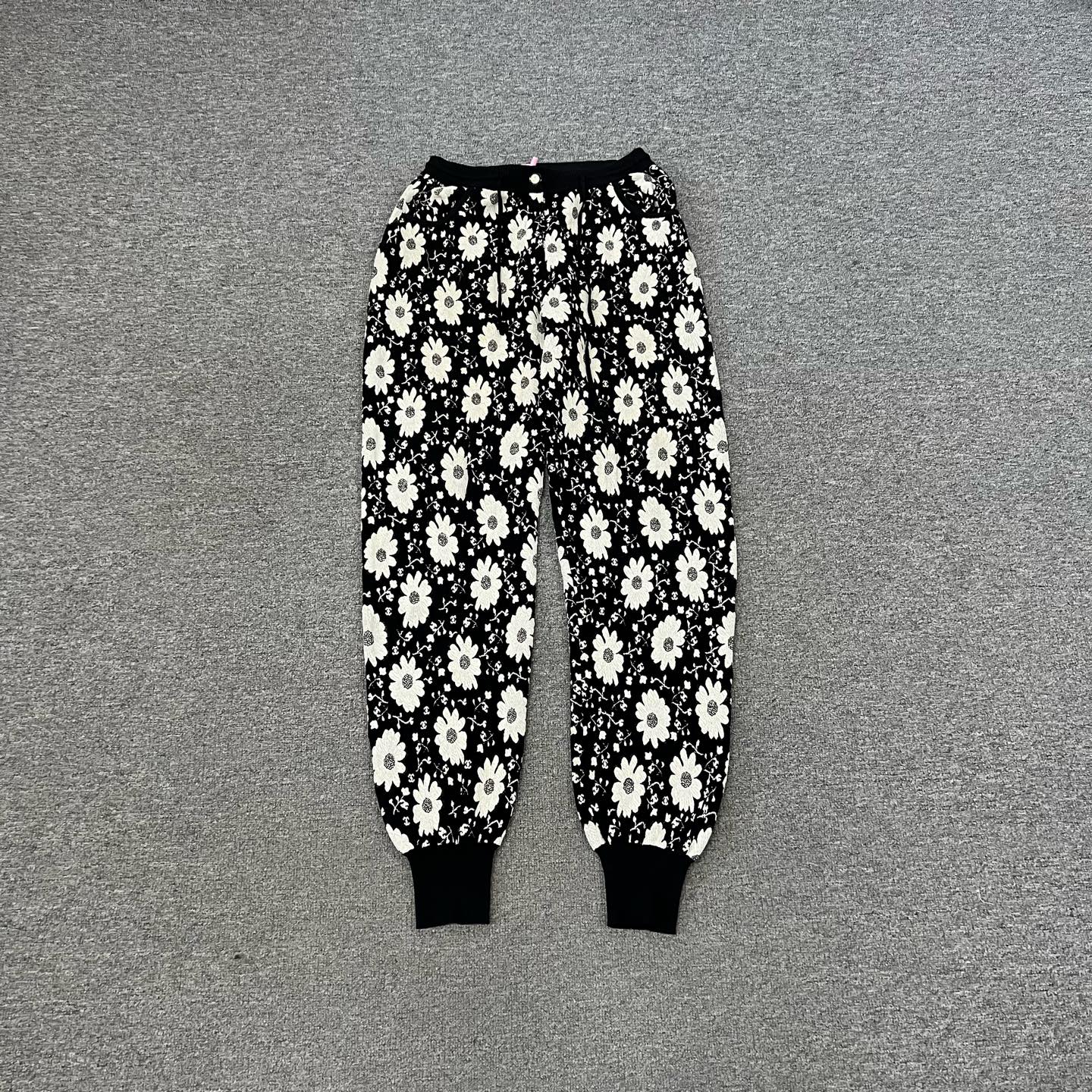 99新 AMIPARIS chanel 花卉针织裤38码