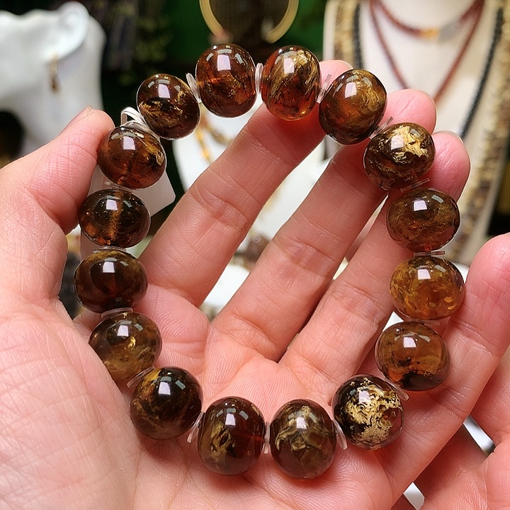 琥珀裸石未镶嵌抚顺琥珀