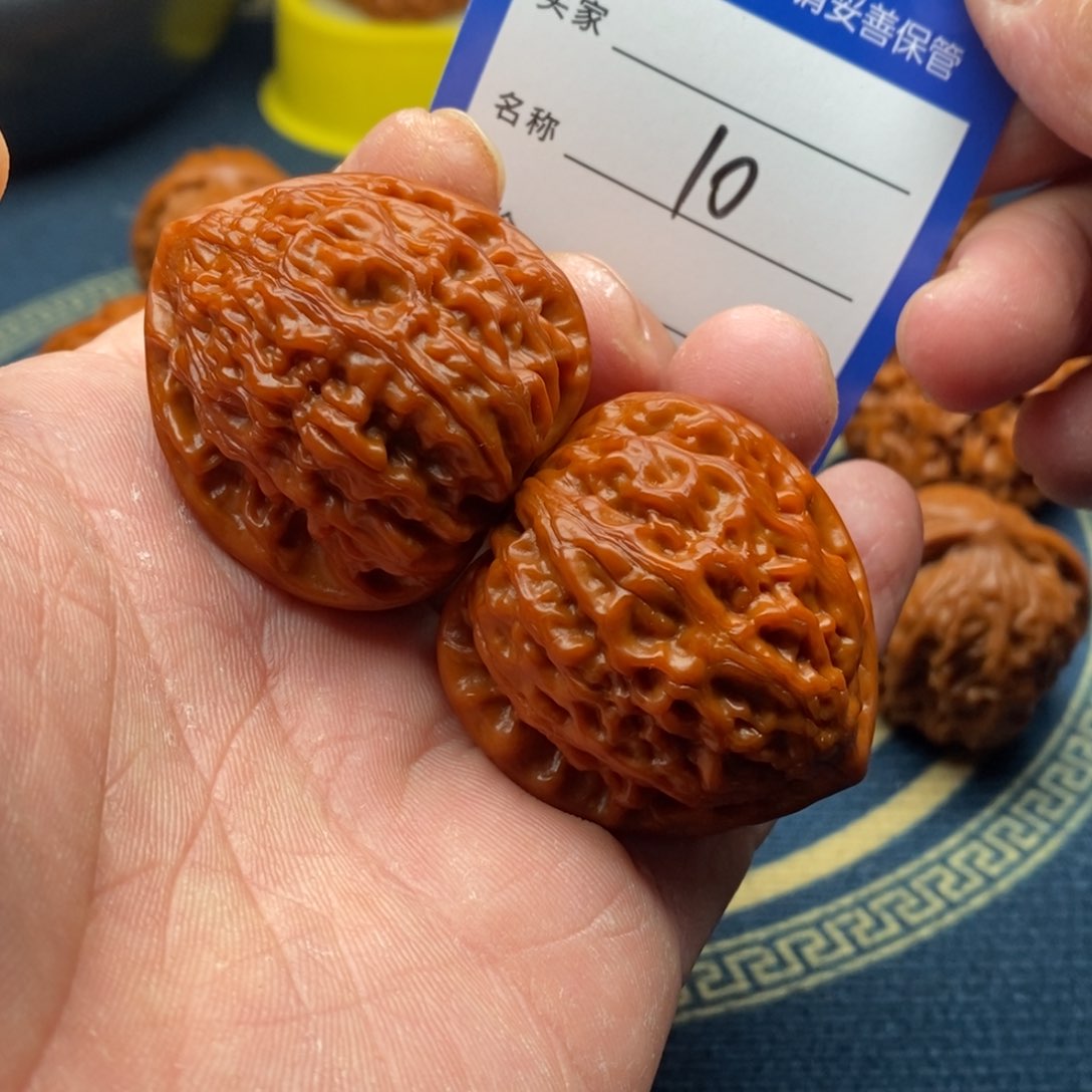 文玩核桃把件浪**少金牛39