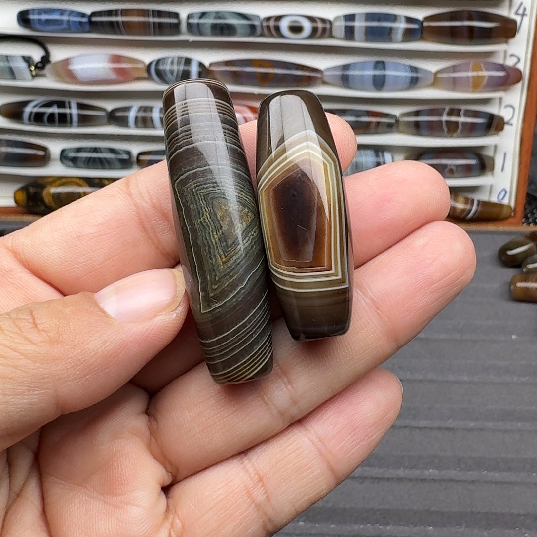 轩***轩玛瑙/玉髓合金珠宝半成品