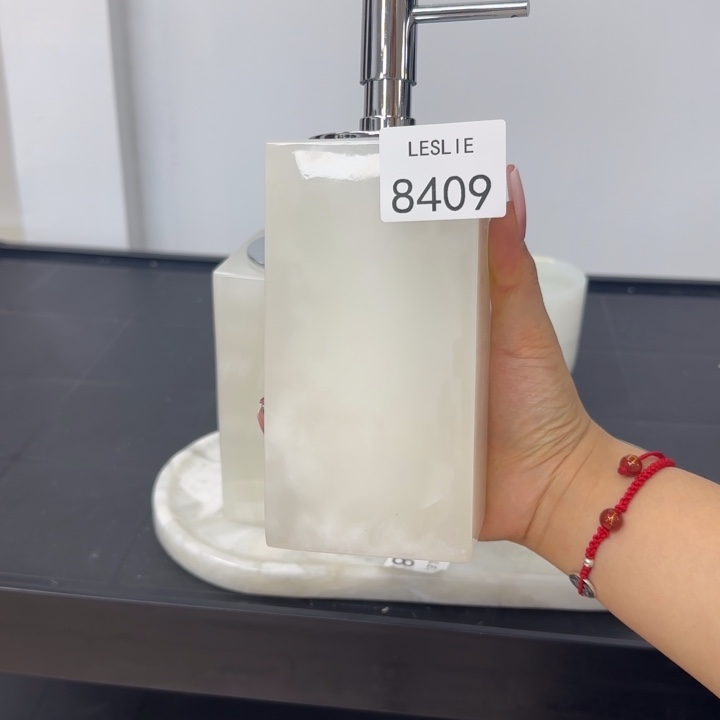 Yy8409。。。。。。。。。。。。。