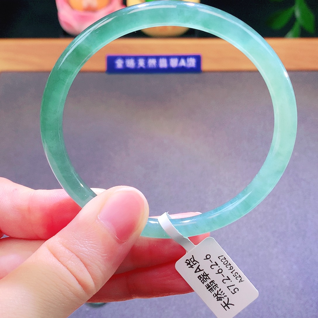 翡翠未镶嵌手镯天然翡翠