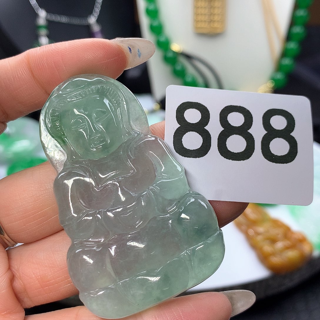 翡翠吊坠(赠链)未镶嵌