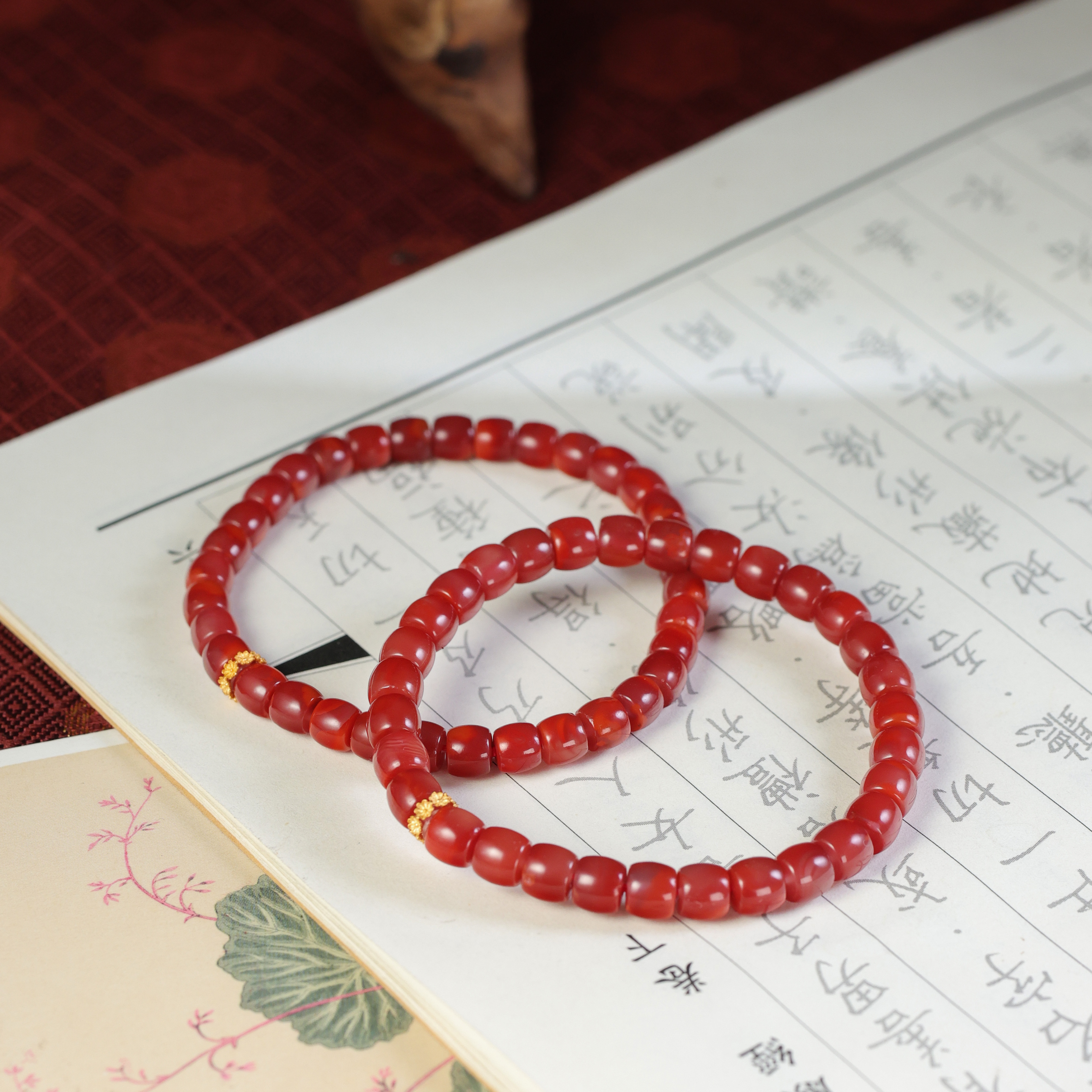 花开无忧/18K金牛血红高阶手串（多样性发一件）