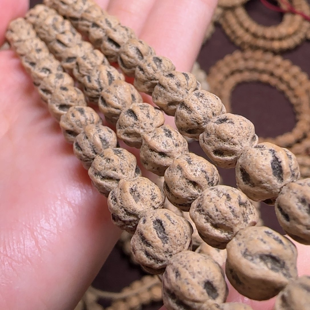 柏香籽/百香籽吊坠铠*