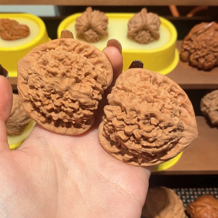 文玩核桃吊坠官帽