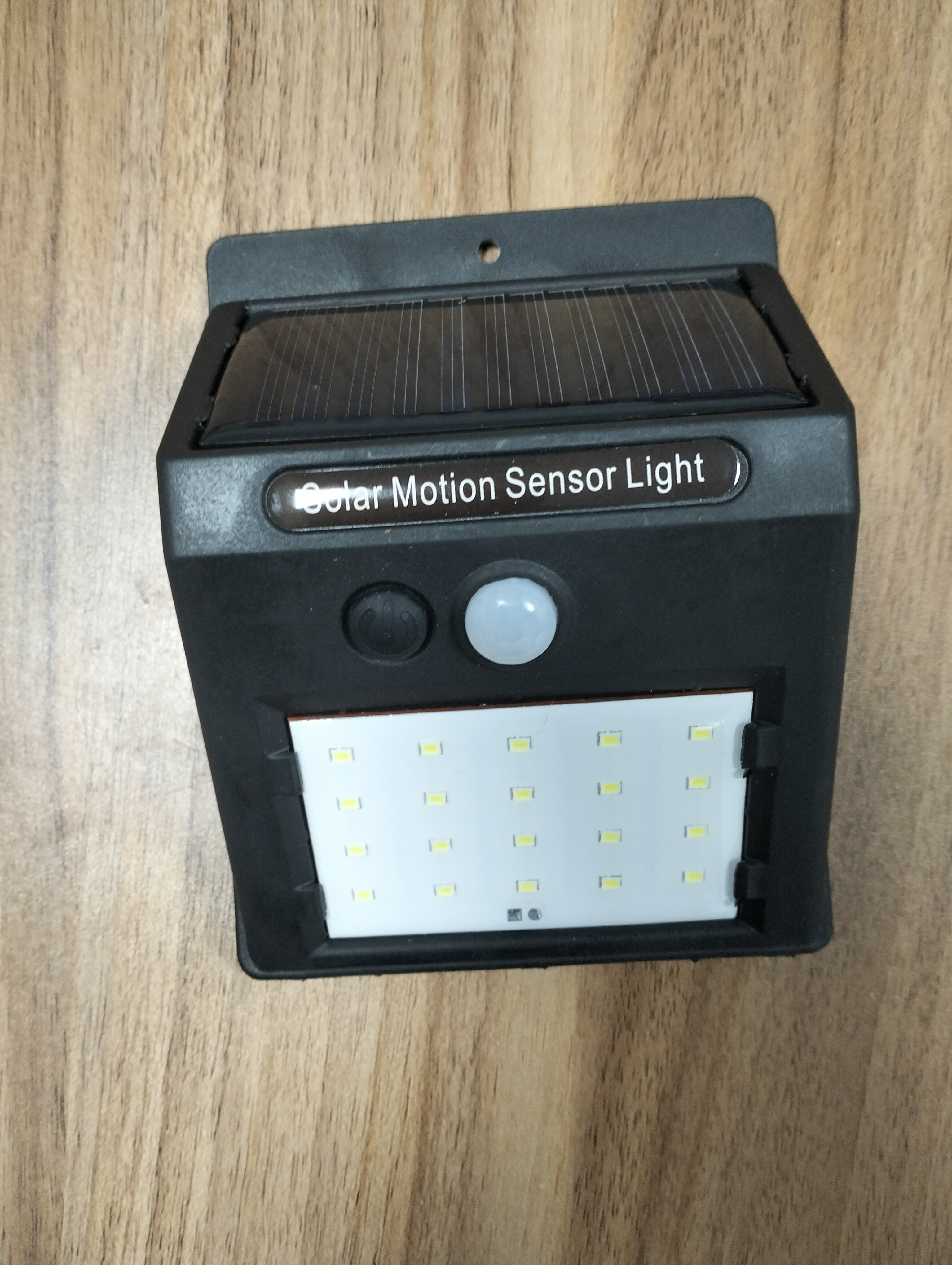 太阳能户外庭院灯人体感应防水LED照明壁灯家用室外智能超亮路灯