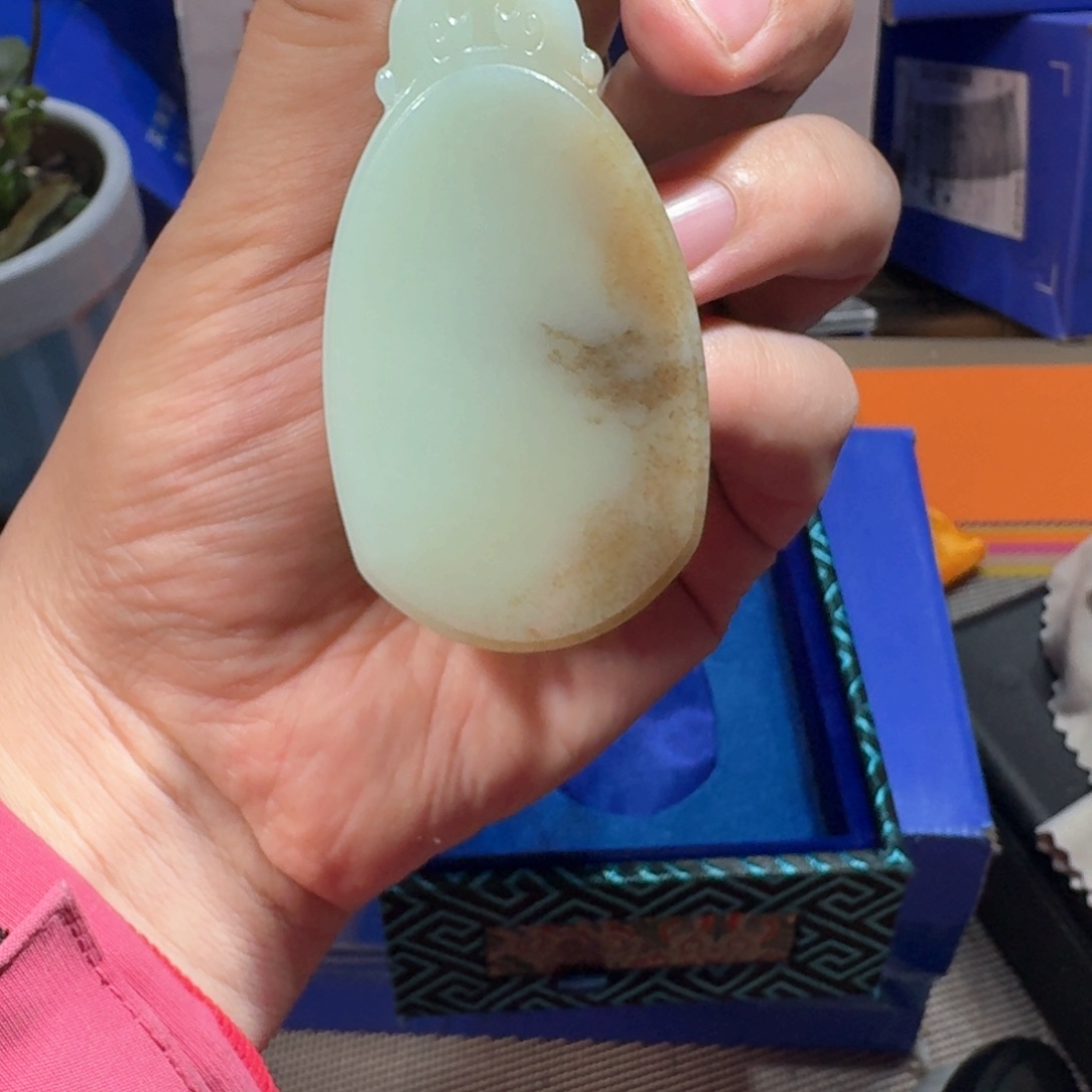 和田玉（糖玉）未镶嵌车挂