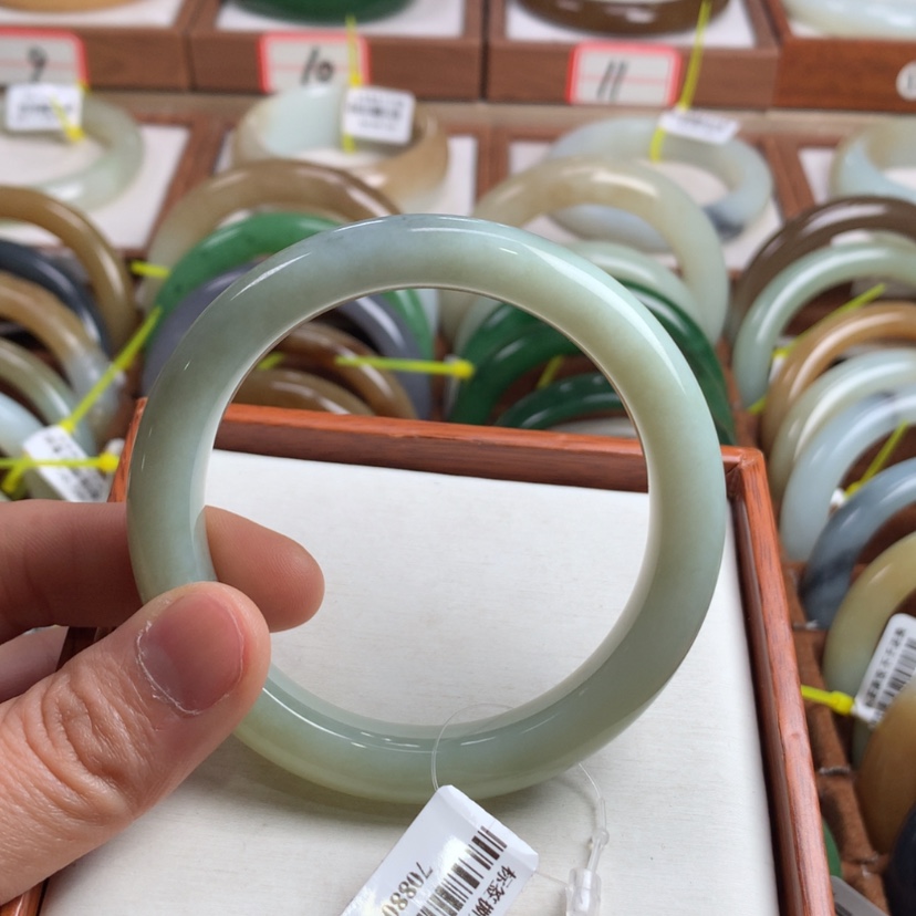 【闪购商品】和田玉手镯未镶嵌57.5