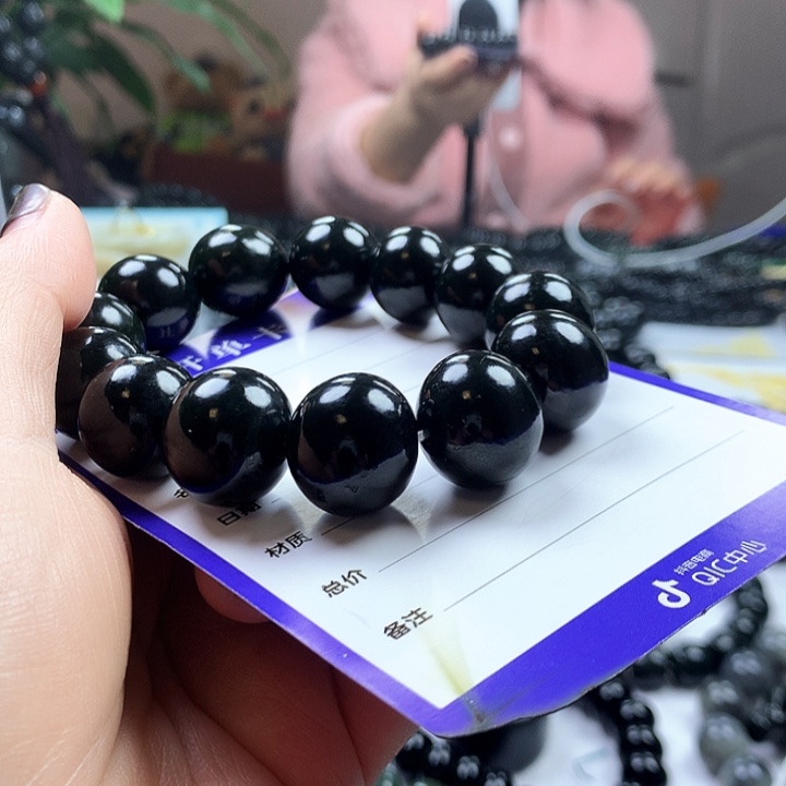 未镶嵌手串和田玉