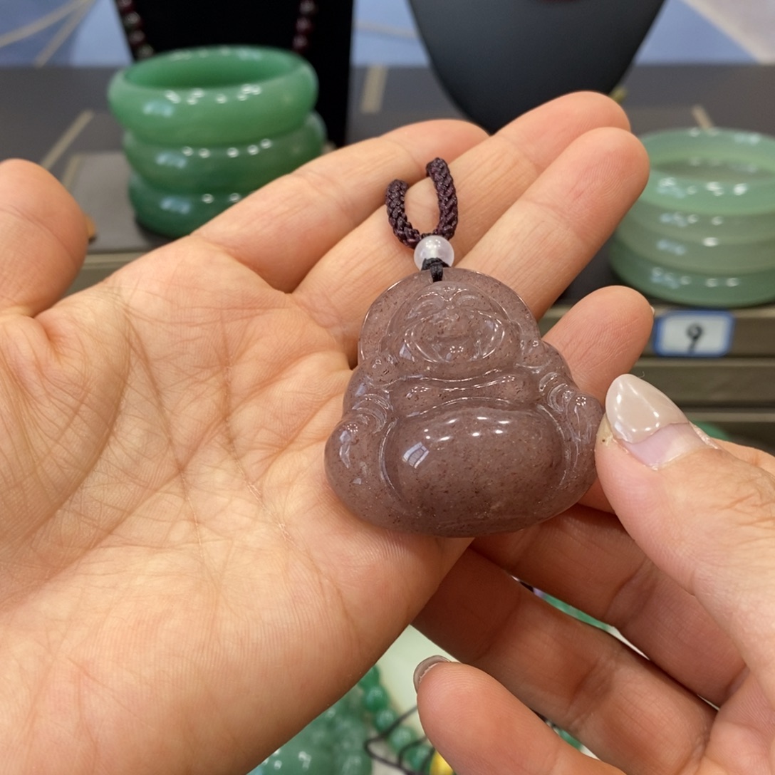 石英岩玉未镶嵌颈饰