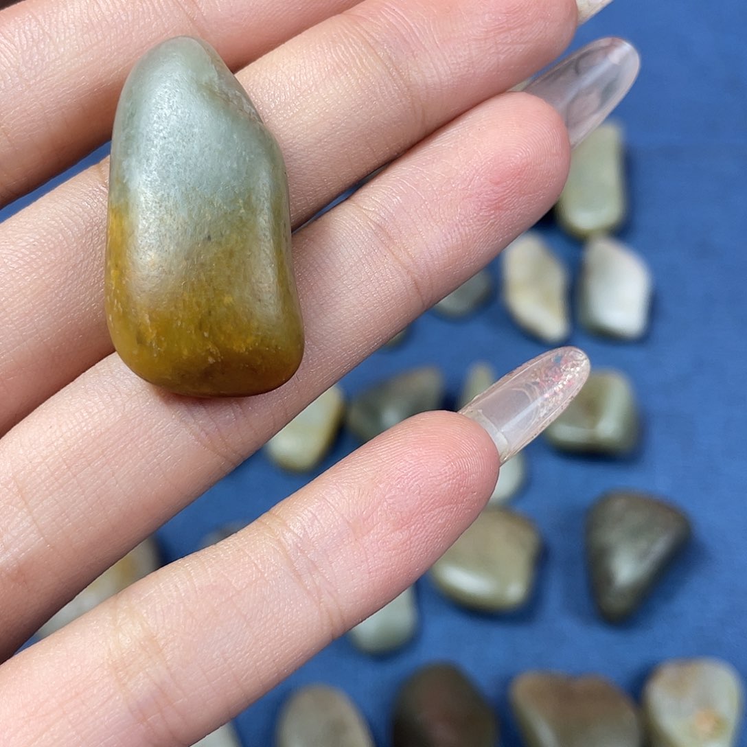 和田玉珠宝奇石未镶嵌风**阻