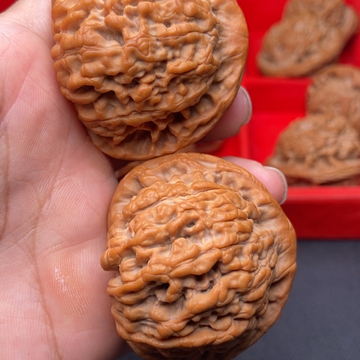 吊坠文玩核桃秦岭核桃种植基地