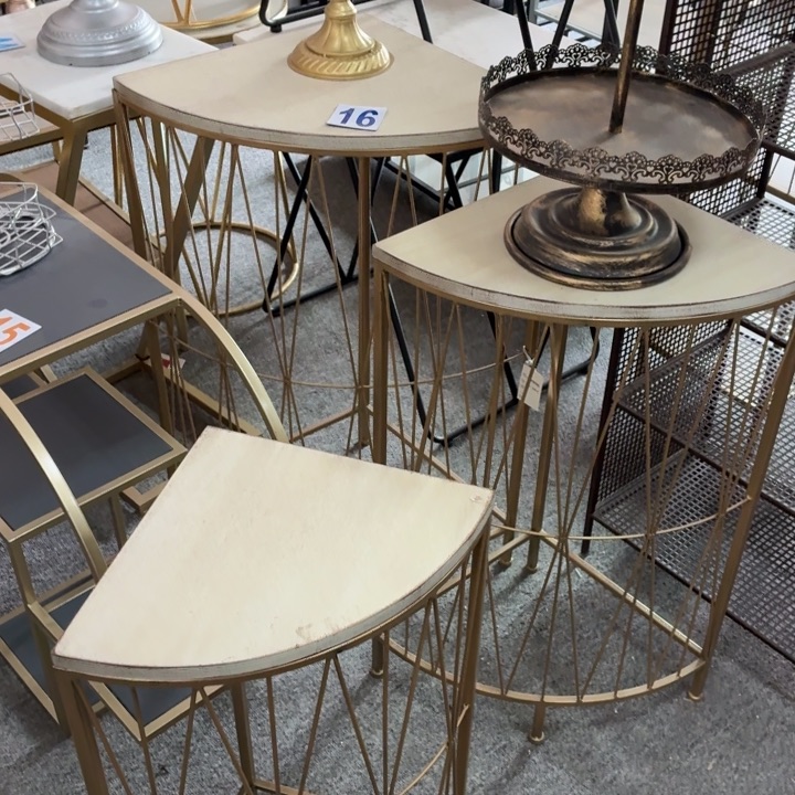 王***^外贸孤品默认微瑕