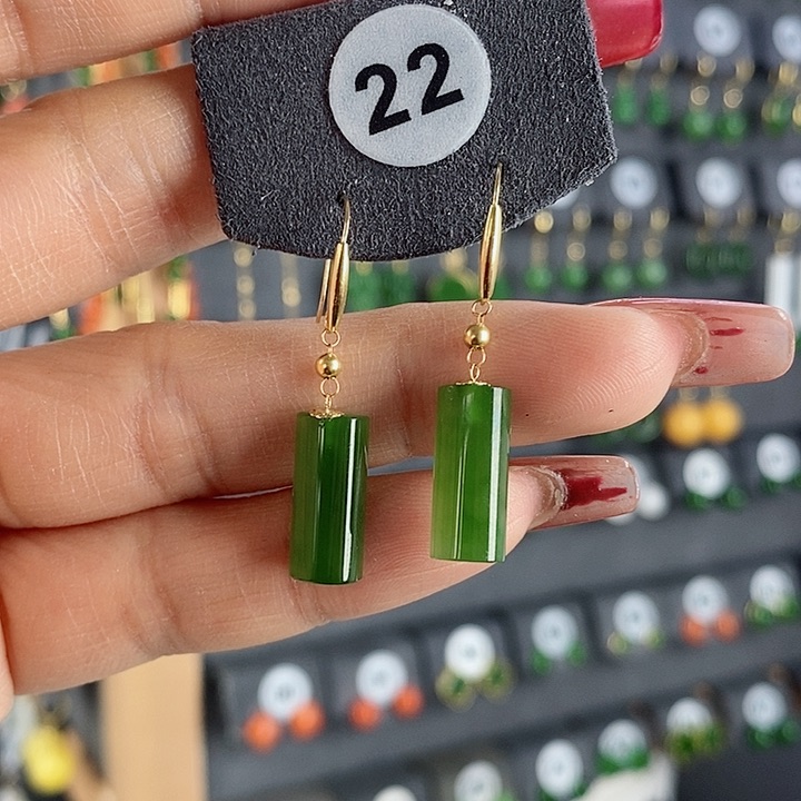 和田玉耳饰18K金镶嵌