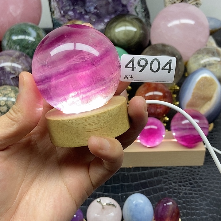 水晶摆件未镶嵌?***枫摆件