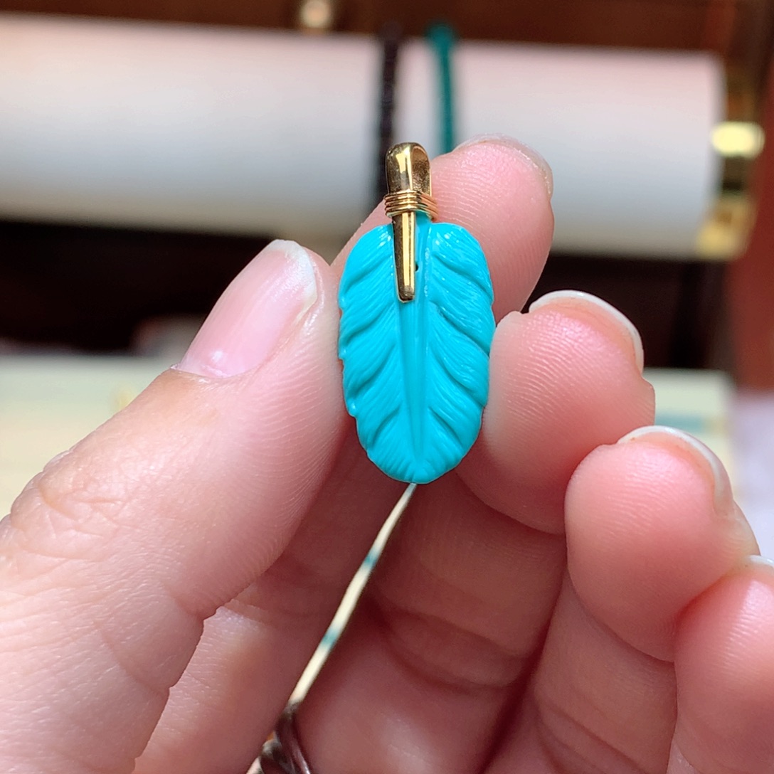 绿松石珠宝奇石18K金镶嵌