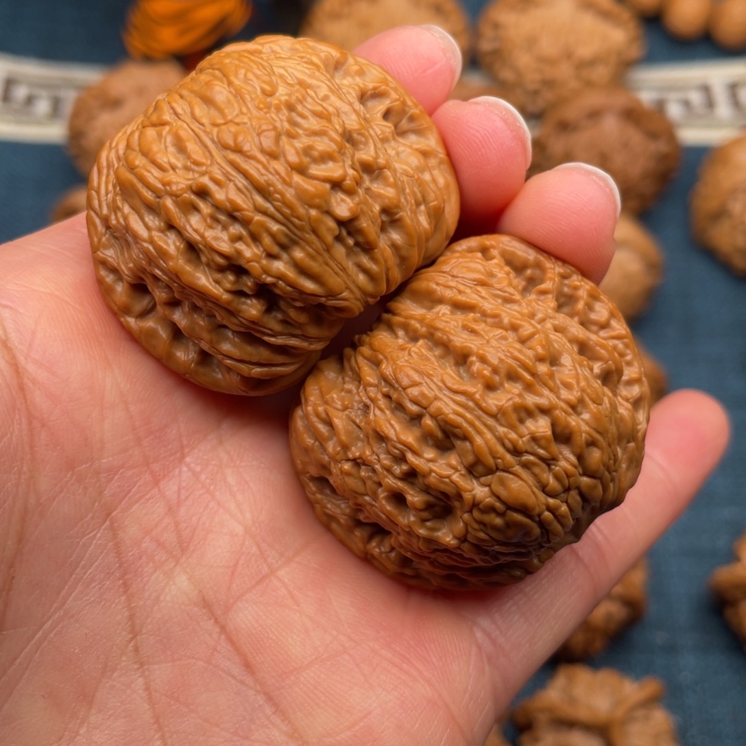 文玩核桃把件39.9全品毕业泥鳅背