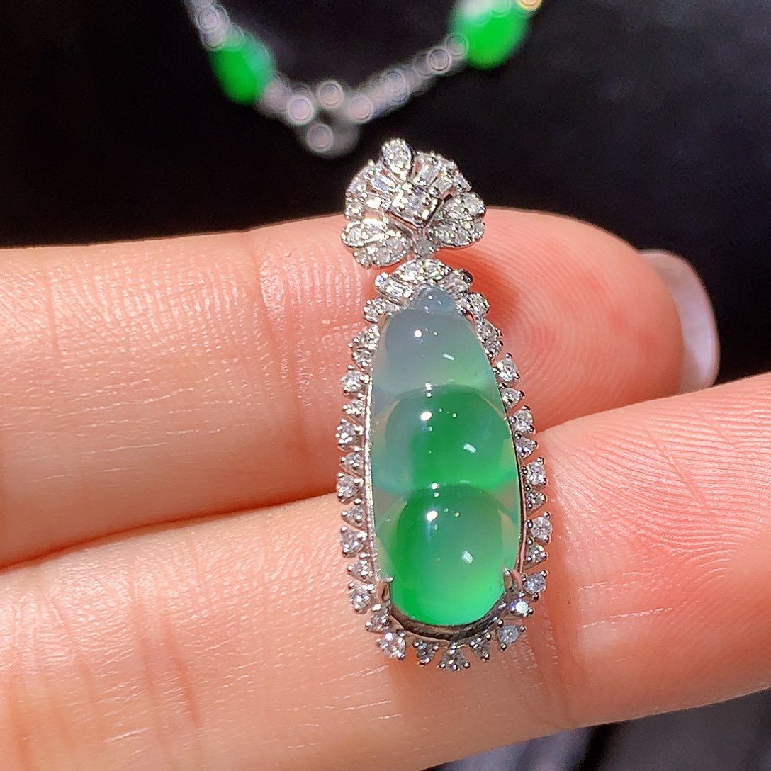 翡翠18K金镶嵌吊坠(不含链)