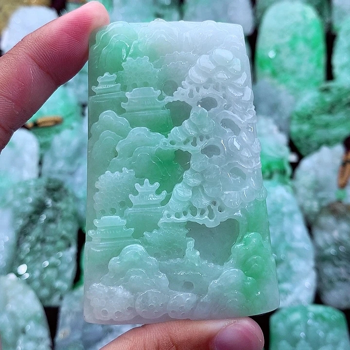 天然A货翡翠山水牌